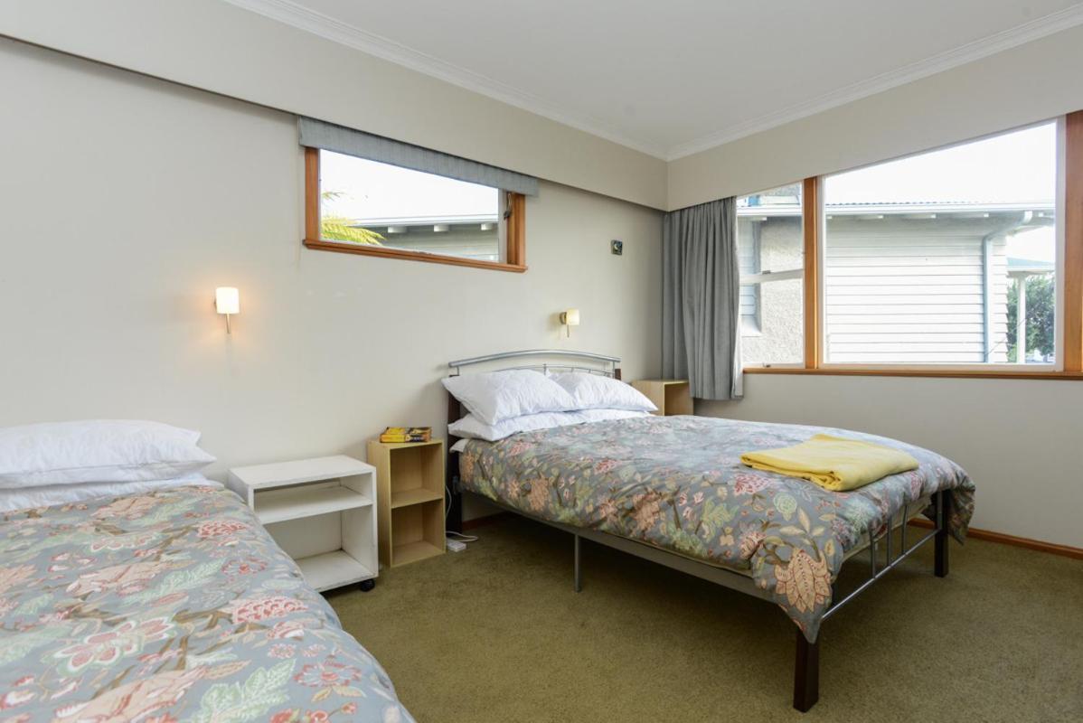 Breakwater Cottage - Napier Holiday Home Extérieur photo